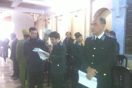 Bản án chưa có hiệu lực pháp luật, vẫn cố tình cưỡng chế