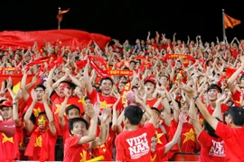 Cổ động viên U19 Việt Nam hiến kế khi đi xem trận chung kết