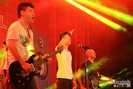 "Đêm rock Giao thông" cuồng nhiệt ngoài sức tưởng tượng