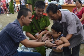 Chồng dùng dao giết vợ, vì vợ “ép” viết đơn ly hôn