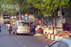 Mượn danh hãng taxi đã ngừng hoạt động, xe Việt Thanh ngang nhiên đón trả khách trái phép