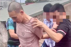 Đối tượng truy nã đặc biệt nguy hiểm 18 năm lẩn trốn rồi bị tóm…trên mái nhà