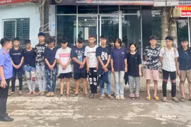 Truy nóng toàn bộ 18 đối tượng phóng xe lạng lách, gây tai nạn nghiêm trọng ở Hà Đông