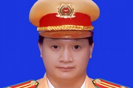 Khoảnh khắc xe máy tông tử vong Trung tá CSGT ở Khánh Hòa 