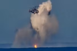 Trực thăng Nga truy đuổi xuồng tự sát không người lái của Ukraine ở Biển Đen