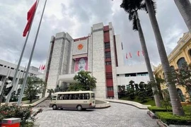 Chủ tịch Hà Nội tặng bằng khen 9 cá nhân thuộc Công an Thành phố