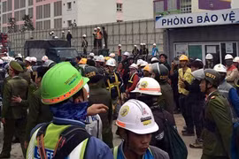 Làm rõ nguyên nhân hàng trăm công nhân "vây" Công ty SamSung 