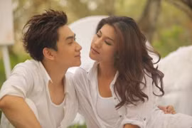 Siêu mẫu Kim Dung “dụ” bạn trai thanh minh giới tính