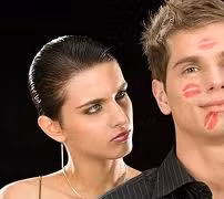 Lý giải của bác sĩ Tâm thần về các sự vụ hờn ghen oái oăm