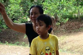 Thực hư chuyện đứa trẻ 9 tuổi chữa bách bệnh