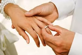 Chết đứng khi bị “chồng” lừa