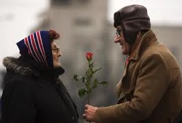 Bối rối và cảm động những tình yêu ở tuổi "gần đất xa trời"