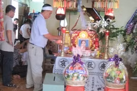 Oan nghiệt vụ sát hại vợ ngay trước mặt hai đứa con thơ