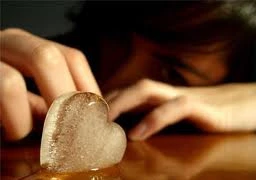 Cái nắm tay định mệnh của chị tôi