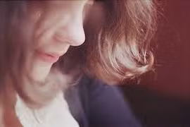 Vợ tỷ phú tật nguyền khao khát có con