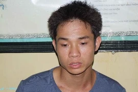 Cha đi giết hàng xóm, lấy tiền làm...sinh nhật cho con