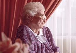 Làm quen với sự cô đơn