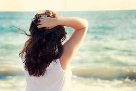 Em cuồng nhiệt với sếp, chán người chồng trẻ con