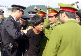 3 tháng săn lùng tên giang hồ máu lạnh