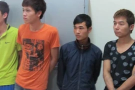 Lạ kỳ gã giang hồ nghiện... làm thơ và viết thư pháp