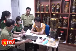 Thu giữ hơn 500 lít rượu thủ công không nguồn gốc xuất xứ