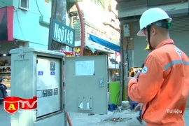 100% khách hàng tại Hà Nội thanh toán tiền điện không dùng tiền mặt