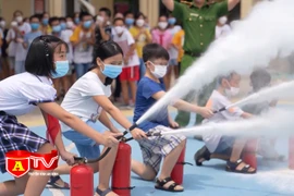 Đảm bảo an toàn PCCC và hướng dẫn kiến thức thoát nạn cơ bản tại các trường học