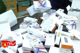 Phát hiện lô máy hút thuốc lá điện tử nhập lậu trị giá gần 4 tỷ đồng