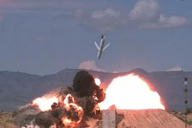 [ẢNH] "Đại bàng thầm lặng" F-15E thử nghiệm vũ khí hủy diệt S-400