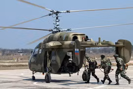 [ẢNH] Nga đem Ka-226 tới Syria, tham vọng diệt phiến quân thân Thổ Nhĩ Kỳ