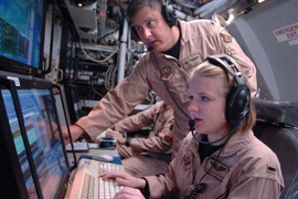 Máy bay do thám Mỹ sẽ chỉ thị mục tiêu cho Ukraine đánh Donbass?