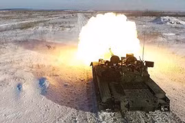 [ẢNH] Ukraine đem biến thể xe tăng cực mạnh vào quyết chiến tại miền Đông