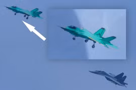 Tiêm kích hạm tàng hình Trung Quốc lần đầu cất cánh, cạnh tranh với F-35C của Mỹ