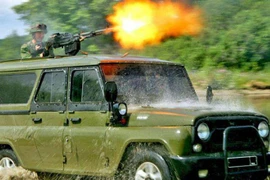 [ẢNH] Nga chuyển 'sát thủ diệt bộ binh' cho ly khai Ukraine