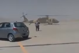[ẢNH] Taliban bất ngờ khoe cảnh vận hành trực thăng 'Diều hâu đen' UH-60 của Mỹ