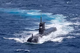 [ẢNH] 6 tàu ngầm của Australia có sức mạnh thế nào mà bị thay thế?