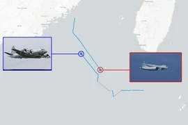 [Info] Trinh sát cơ Mỹ - Trung Quốc bất ngờ lướt qua mặt nhau gần Đài Loan