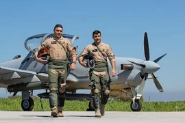 [ẢNH] Mỹ giải cứu phi công Afghanistan tại Uzbekistan