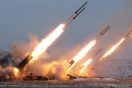 [ẢNH] ‘Hỏa thần nhiệt áp’ TOS-1A được Nga triển khai sát biên giới