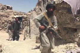 [ẢNH] Taliban tấn công dữ dội đại bản doanh của 'kẻ thù không đội trời chung' IS-K