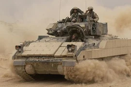 [ẢNH] Tướng Mỹ lo xe chiến đấu bộ binh cực mạnh bị UAV tiêu diệt tại Trung Đông