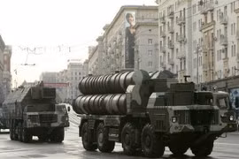 Nga cam kết hoàn hành chuyển giao tên lửa S-300 cho Iran vào cuối năm 2016