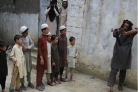 Hành trình trốn khỏi IS qua lời kể của cậu bé 7 tuổi