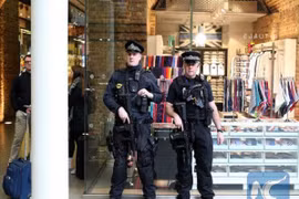 Anh tuyển thêm 1.500 cảnh sát vũ trang chống khủng bố