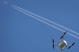 Mỹ thử nghiệm thành công hệ thống hệ thống cảnh báo UAV cho phi công