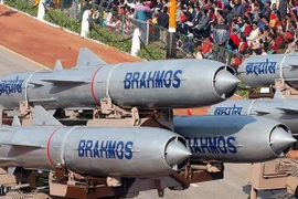 Lục quân Ấn Độ biên chế trung đoàn tên lửa siêu âm BrahMos thứ 4