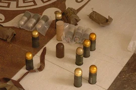 Quân đội Syria bắt giữ xe tải chở đầy vũ khí cho khủng bố