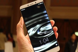 Rò rỉ hình ảnh mặt trước của Xiaomi Max, thật sự khổng lồ?