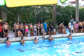 Phổ cập bơi cho 600 học sinh quận Cầu Giấy