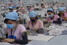 Quảng Nam: Gần 20 công nhân may bỗng nhiên ngất xỉu khi đang làm việc